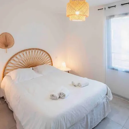 Superbe Vue Dans Neuve Apartment
