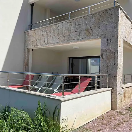 Superbe Vue Dans Neuve Apartment Pietrosella